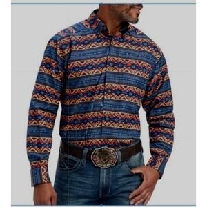 Ariat Nikolai Classic Fit Button Shirt Size M Cotton Chambray Geometric Western